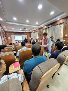 Huitième journée à la Bibliothèque Publique Misr à Louxor