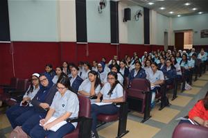  Deuxième journée à l'école Sainte Anne au Caire 