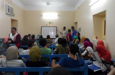 أثناء زيارة القرية النوبية بأسوان - تصوير ابراهيم سعد