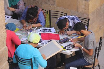 منتدى الشباب للإبداع السابع - "الفنون البصرية: ورشة الطباعة البارزة (الحفر والطباعة على اللينوليوم)"