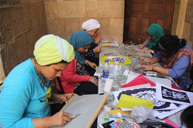 منتدى الشباب للإبداع السابع - "الفنون البصرية: ورشة الطباعة البارزة (الحفر والطباعة على اللينوليوم)"