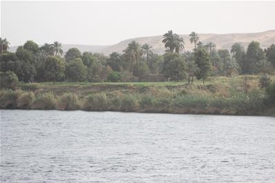 أثناء الإبحار إلى إدفو